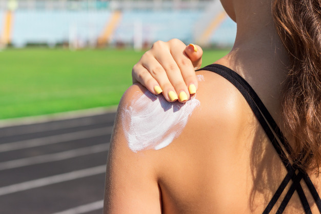 Read more about the article Sunscreen  – Is it safe to use?